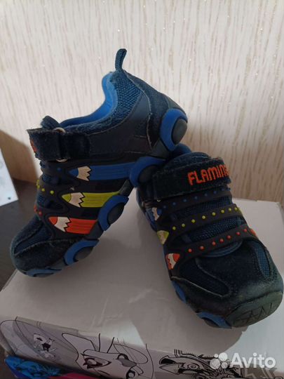 Кроссовки детские для мальчика 25