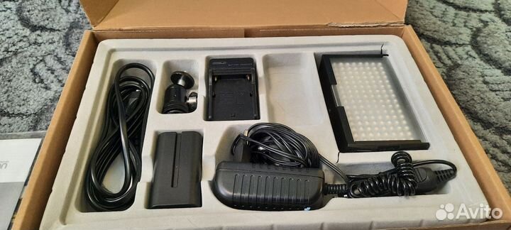 Светодиодный накамерный осветитель GreenBean