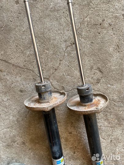 Задние стойки на passat б3 универсал