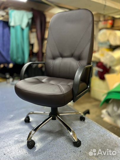 Компьютерное кресло