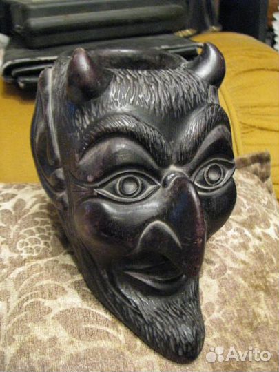 Подсвечник голова чёрта