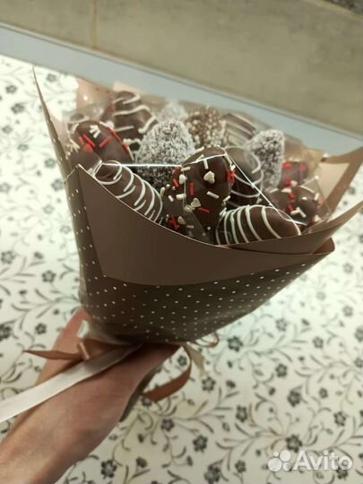 Букет клубника в шоколаде. Доставка