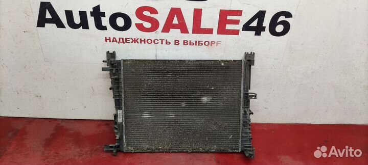 Радиатор охлаждения Renault Logan 2