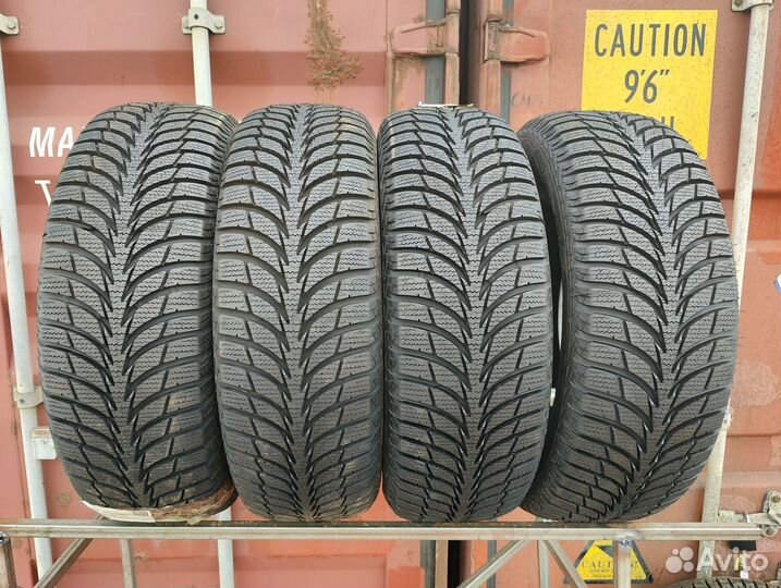 Goodyear UltraGrip Ice+ 215/65 R16 98T
