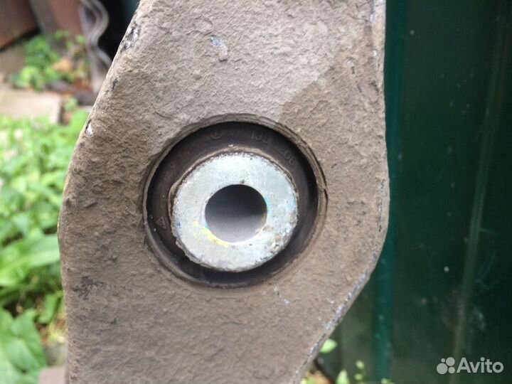 Рычаг передний левый Mercedes W164