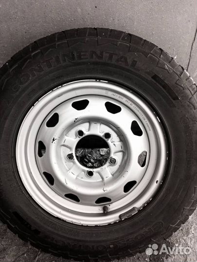 Комплект шин с дисками