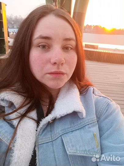 Бариста,кассир, контент -менеджер, администратор