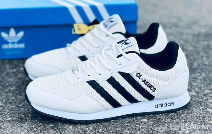 Кроссовки adidas classic белые лето