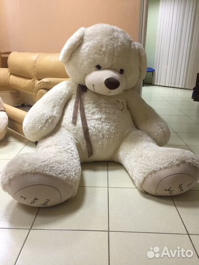 Плюшевый медведь