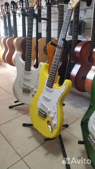 Электрогитара rocket ST-01 YW