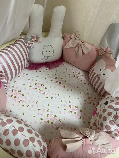 Бортики на кроватку