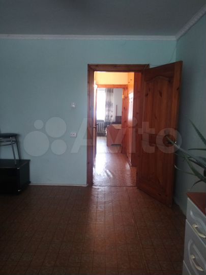 3-к. квартира, 60 м², 1/9 эт.