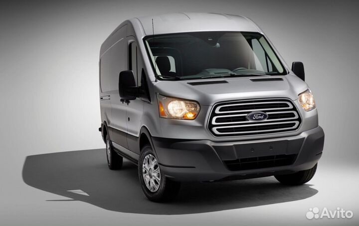 Водитель на Ford transit