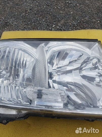 Фары toyota land cruiser 200 оригинал