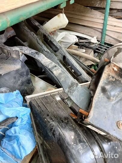 Тормозной цилиндр с педалью тормоза Лада Приора