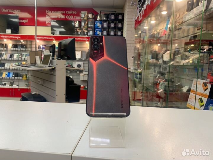 TECNO Pova 4, 8/128 ГБ