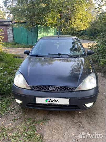 Ford Focus, 2003