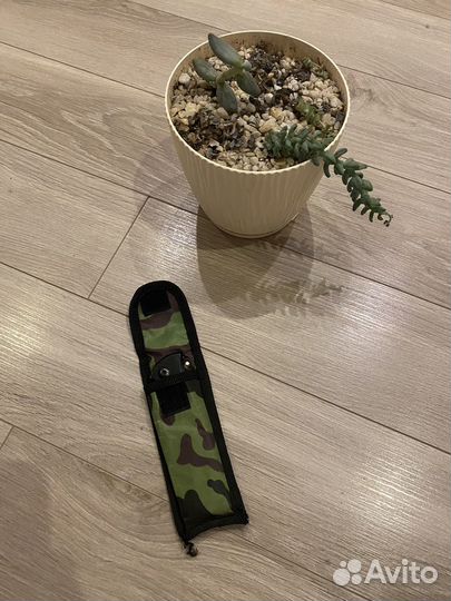 Нож