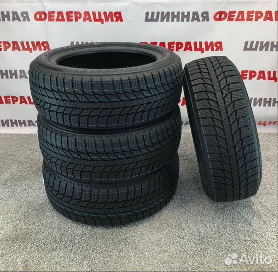 Triangle PL01 215/55 R17