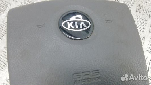 Подушка безопасности водителя KIA sorento 1 (KBN18J301)