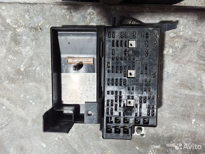 Блок предохранителей Kia Magentis 1 912203C100