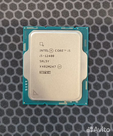 Новый Intel Core i5 12400 с видеоядром и гарантией