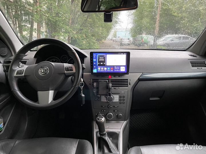 Магнитола Opel Astra H (вместо бк) Teyes