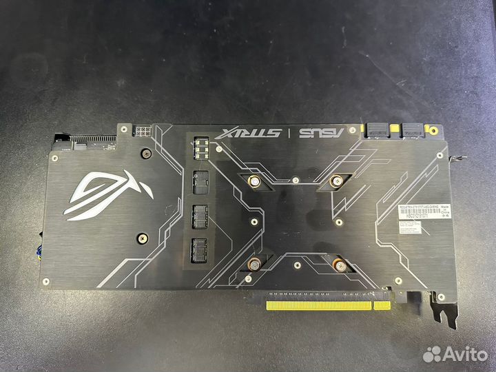 Видеокарта Asus GeForce GTX 1070 Ti strix