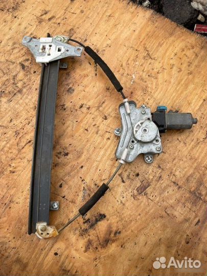Стеклоподъемник передний правый Chevrolet Lacetti