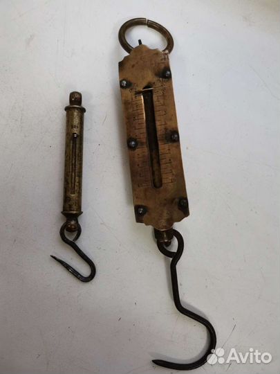 Весы безмен(латунь) старинные- 2 штуки