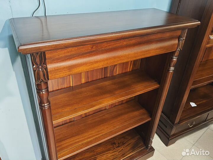 Книжный шкаф из массива MSU.31R Инд