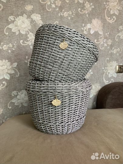 Кашпо из искусственного ротанга