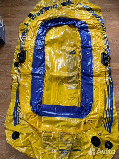 Надувная лодка Intex Challenger-1