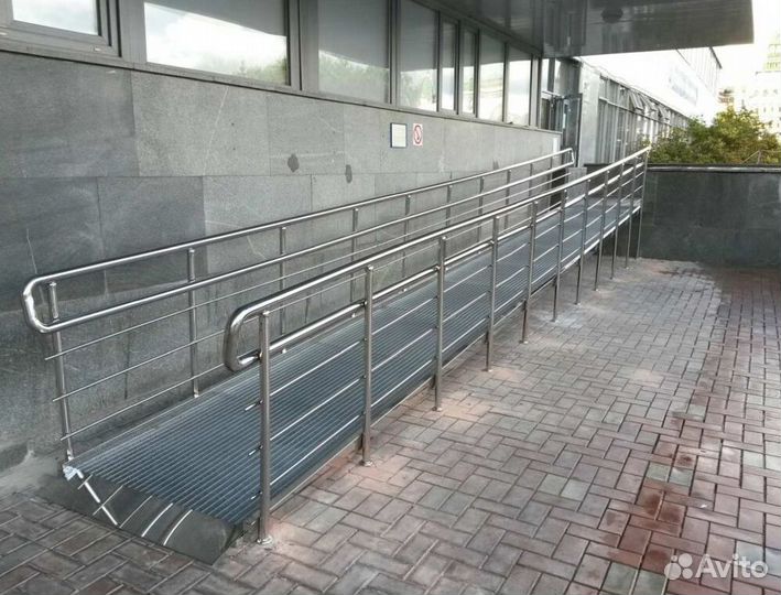 Ограждение из нержавеющей стали с полировкой