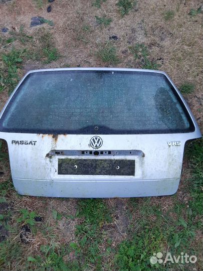 Стекло заднее Passat b5 универсал