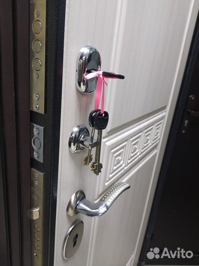 Дверь входная