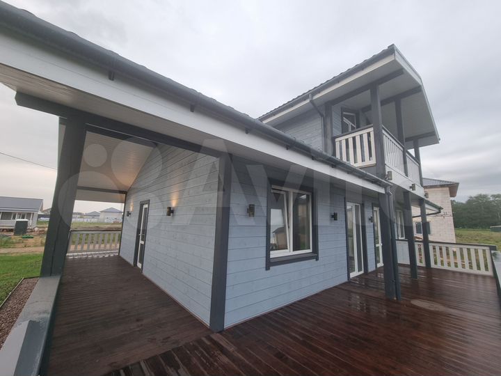 Дом 183 м² на участке 7 сот.