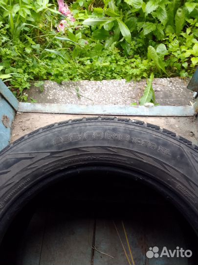 Nokian Tyres Hakkapeliitta R2 SUV 235/60 R18