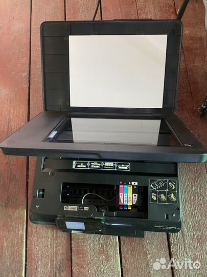 Принтер HP Deskjet Ink Advantage 5525