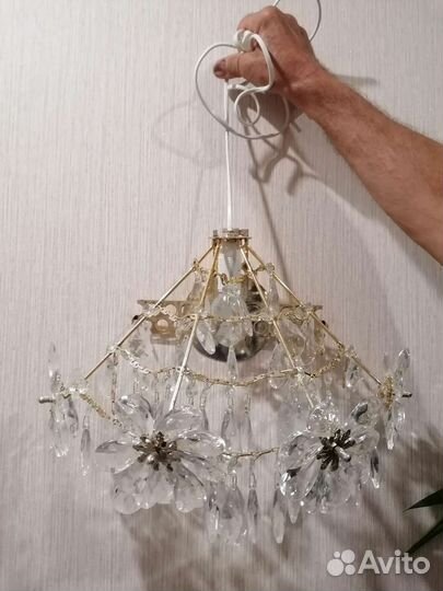 Люстра хрустальная и бра
