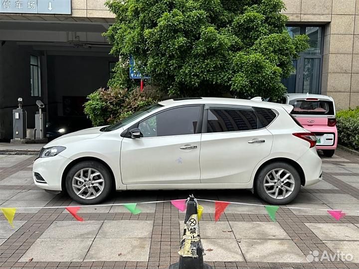 Nissan Tiida (China) 1.6 CVT, 2020, 35 000 км