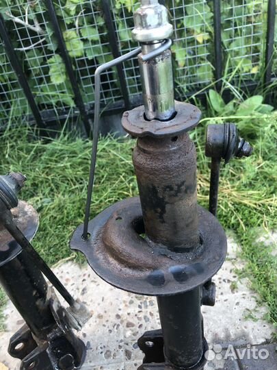 Задние стойки chevrolet lacetti