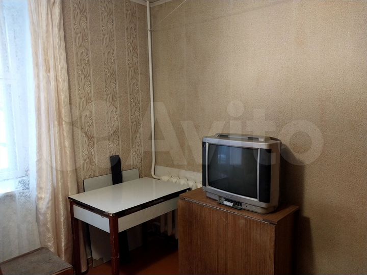 Комната 13 м² в 3-к., 2/5 эт.