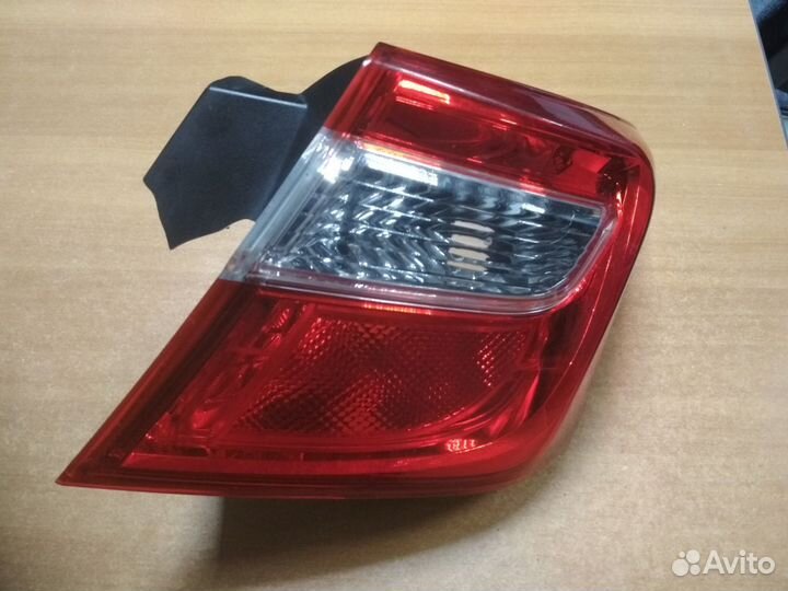 Фонарь правый Toyota Camry V50