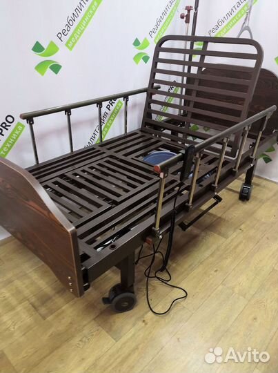 Функциональная кровать для больного