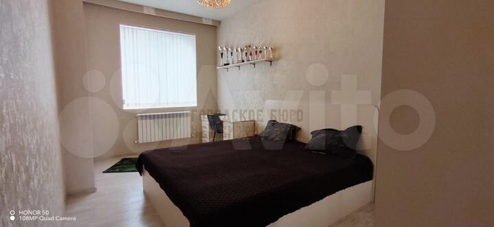 3-к. квартира, 90 м², 4/6 эт.