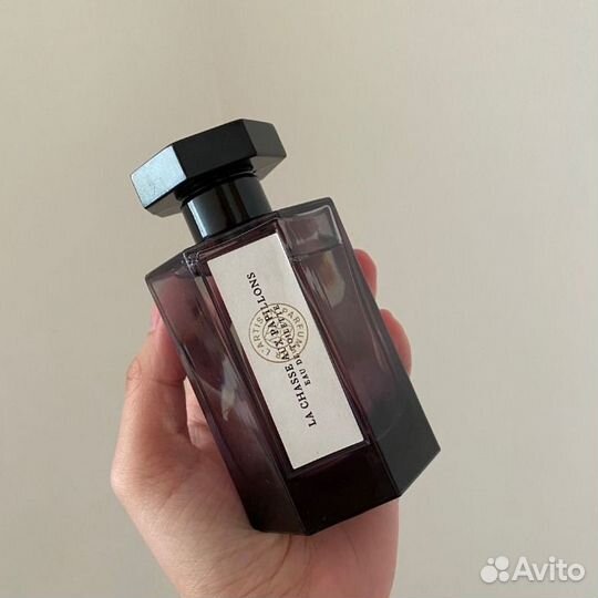 L'Artisan Parfumeur La Chasse Aux Papillons Ори Же