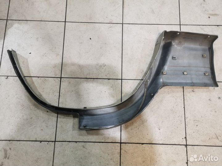 Накладка на крыло лев. зад. Mitsubishi Pajero