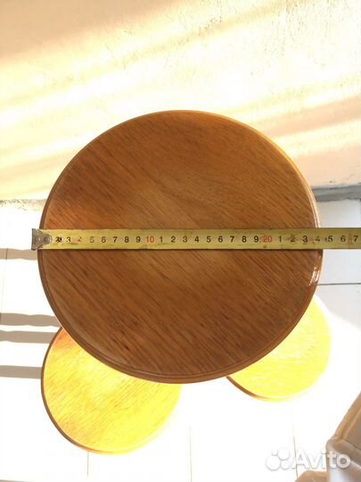 Подставка для цветов деревянная