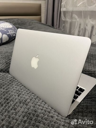 Apple MacBook Air